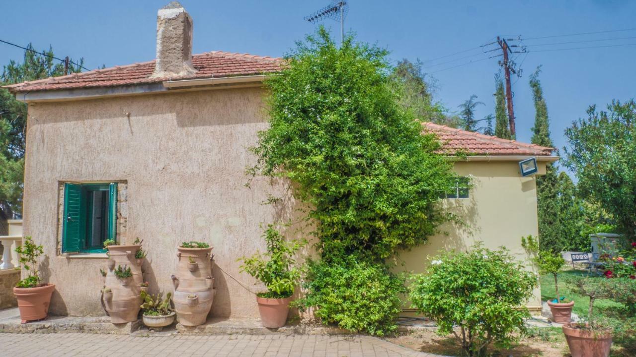 Kavrokhorion Sylvia'S Guest House מראה חיצוני תמונה